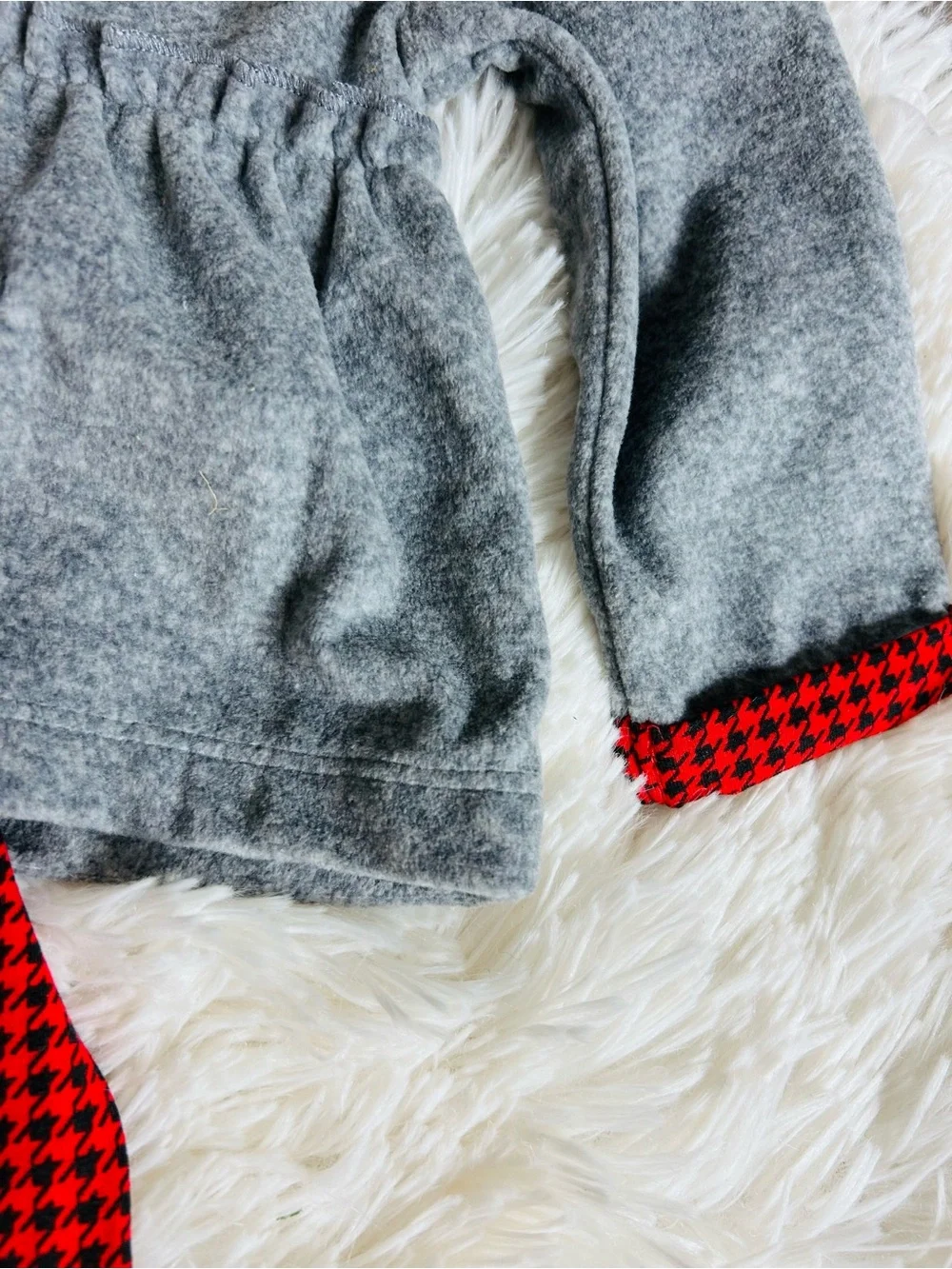 Carter’s baby girl 9m Gray Peplum Coat & Red Houndstooth Leggings Set NWT